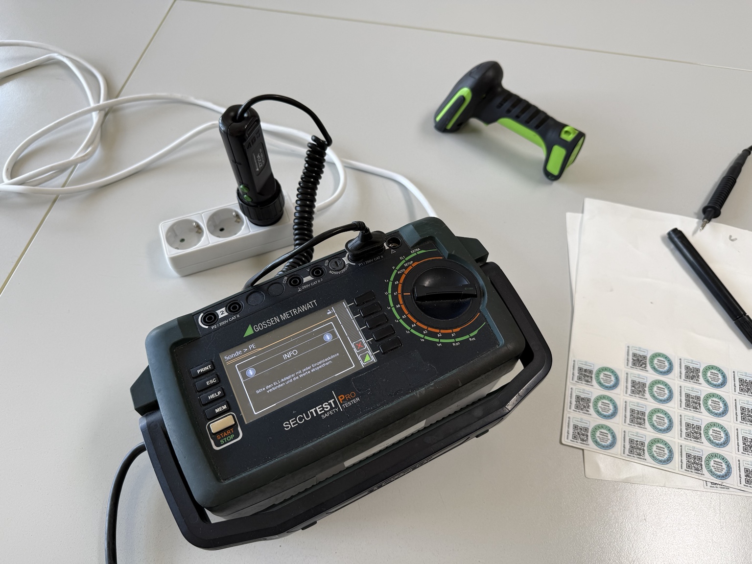 SECUTEST Pro Messgerät